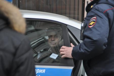 Санкт-Петербург. Истерика «правоохранителей»: Полицией разогнан пикет коммунистов у Генконсульства ФРГ