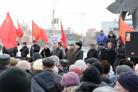 Новосибирск. Митинг на пл.Ленина: Три тысячи новосибирцев поддержали единого кандидата от оппозиции Анатолия Локтя