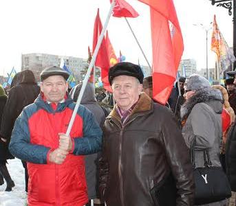 Тюменские коммунисты приняли участие в митинге в поддержку народа Крыма