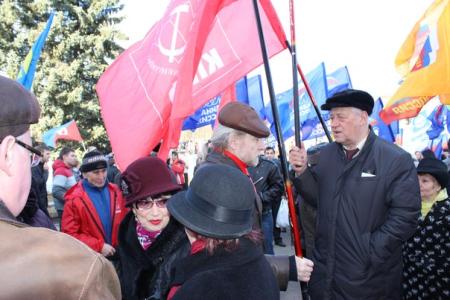 Новгородские коммунисты приняли участие в митинге в поддержку воссоединения с Крымом