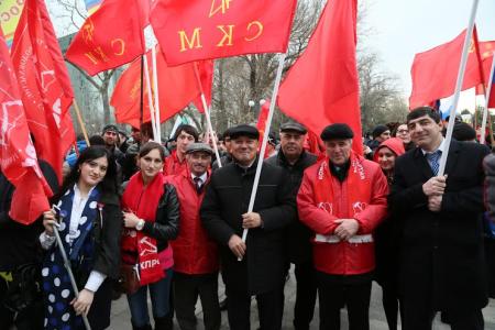 Республика Дагестан. Митинг в поддержку жителей Крыма прошел в Махачкале