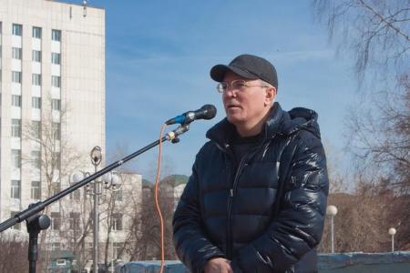«Своих не бросаем». В Томске прошел митинг в поддержку народов Крыма