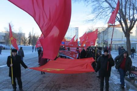 Состоялся сход жителей Оренбурга в поддержку братского народа Украины