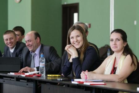 Д.Г. Новиков вручил дипломы новым выпускникам Центра политической учебы ЦК КПРФ