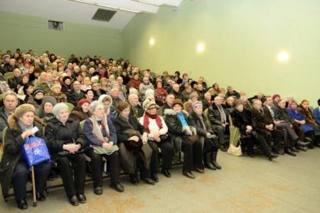 Анатолий Локоть встретился с коллективом завода им. Чкалова