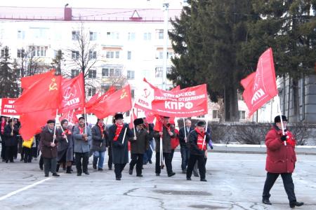 Коммунисты Кургана приняли участие в народном сходе в поддержку крымского референдума