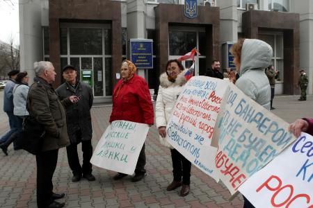 «Отстаивайте же Севастополь!». Поездка в Крым и Севастополь делегации ВЖС "Надежда России" и депутатов-коммунистов Госдумы