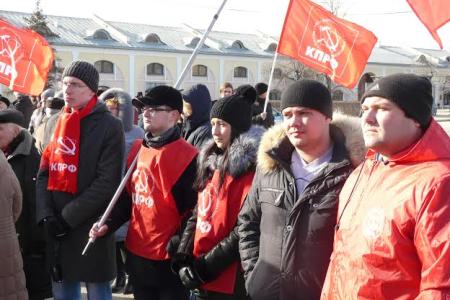 Рязанские коммунисты провели митинг против беспредела в сфере ЖКХ и в поддержку жителей юго-восточных регионов Украины