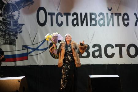 «Отстаивайте же Севастополь!». Поездка в Крым и Севастополь делегации ВЖС "Надежда России" и депутатов-коммунистов Госдумы