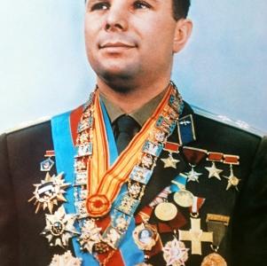 Юрий Гагарин - наш человек в космосе. Первому в мире космонавту 9 марта исполнилось бы 80 лет