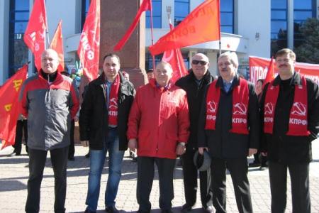 Краснодар. Коммунисты и сторонники КПРФ провели массовый пикет за Союз братских народов, против фашизма на Украине