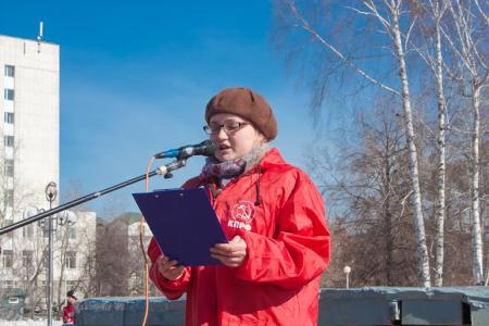 «Своих не бросаем». В Томске прошел митинг в поддержку народов Крыма