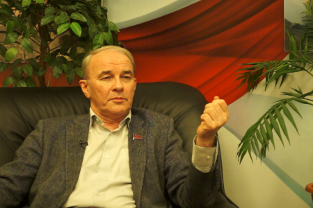 Вячеслав Тетёкин: Надежды нелегитимной власти в Киеве на помощь Евросоюза - наивны. Видео KPRF.TV