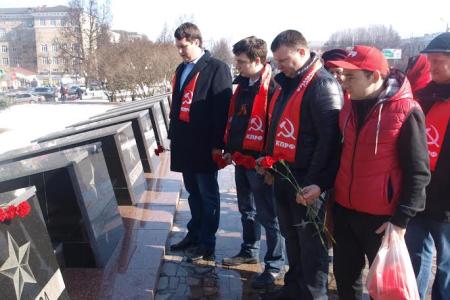 Коммунисты Тульской области провели акции в поддержку жителей юго-востока Украины