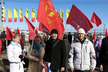 Чебоксарские коммунисты приняли участие в митинге в поддержку Крыма