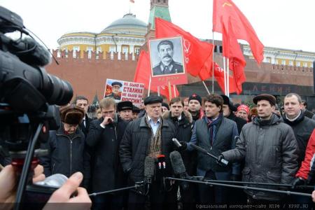 Г.А. Зюганов: «Мы будем бороться с фашизмом, как завещал нам великий Сталин!»