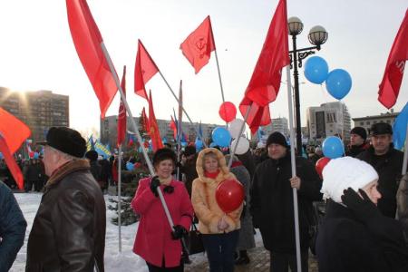 Тюменские коммунисты приняли участие в митинге в поддержку народа Крыма