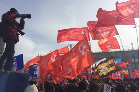 Тула. Депутат-коммунист Алексей Лебедев выступил на общегородском митинге в поддержку Крыма