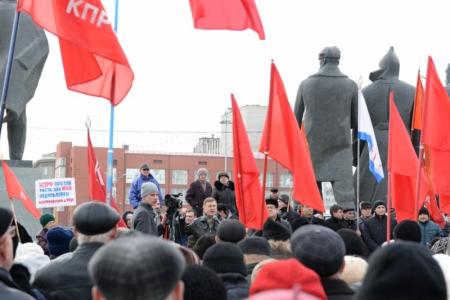 Новосибирск. Митинг на пл.Ленина: Три тысячи новосибирцев поддержали единого кандидата от оппозиции Анатолия Локтя