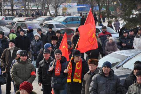 Тольятти. Коммунисты организовали митинг против массовых сокращений на «АвтоВАЗе»