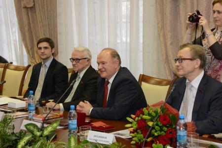 Г.А. Зюганов поздравил видного партийного и государственного деятеля Н.С. Черных с 95-летием и вручил ему орден "За заслуги перед партией"