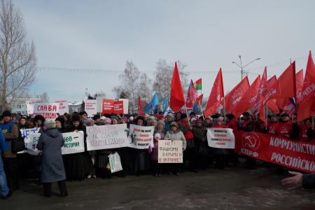 Алтайские коммунисты приняли участие в краевых митингах в поддержку народов Украины и Крыма