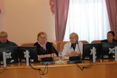 Ленин с нами! Круглый стол фракции КПРФ в Тюменской областной Думе