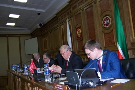 Казань. Своими проблемами поделились  депутаты муниципальных образований Татарстана