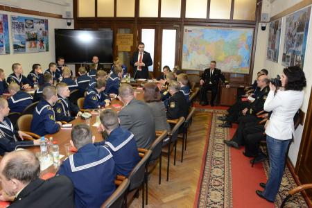 Курсанты-нахимовцы побывали в гостях во фракции КПРФ