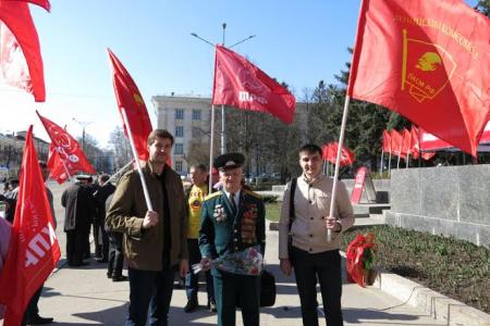 Чебоксары, Чувашская Республика. Цветы Ленину