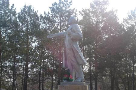 Забайкальский край. Памятник Ленину в Первомайске восстановлен