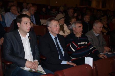 Депутат-коммунист Михаил Фёдоров борется за сохранение березовой рощи в городе-герое Туле