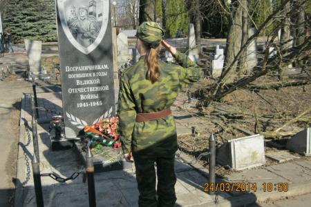 Чтить память отцов и дедов! Молодежь Кургана при поддержке КПРФ совершает поездки поездки по Белгородской и Курской областям по местам боевой славы