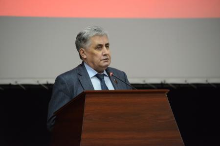В Подмосковье начался семинар-совещание партийного актива КПРФ