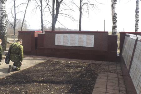 Чтить память отцов и дедов! Молодежь Кургана при поддержке КПРФ совершает поездки поездки по Белгородской и Курской областям по местам боевой славы