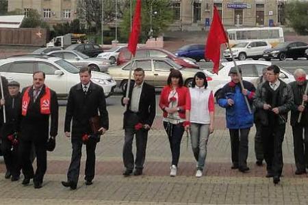 Курск. Ленин навечно в нашем сердце!