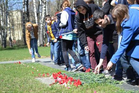 Вперед к звездным просторам грядущего! Ленинский Комсомол Москвы организовал экскурсию в Звездный городок