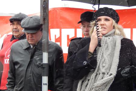 Барнаульские коммунисты в день рождения В.И. Ленина провели митинг