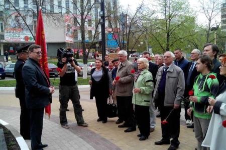 Белгородская область. В каждом районе прошли торжественные возложения цветов к памятникам В.И. Ленину