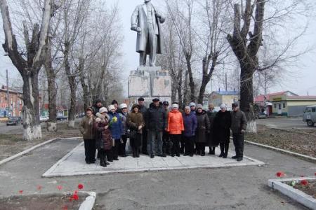 Томские коммунисты почтили память Владимира Ильича Ленина