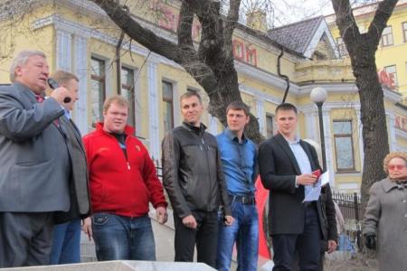 22 апреля коммунисты Владивостока праздновали день рождения В.И. Ленина