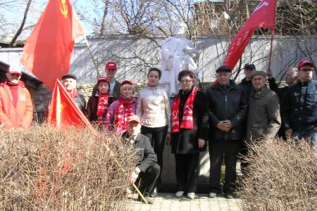 Дорогу к звёздам прокладывали коммунисты. Автопробег калужских коммунистов