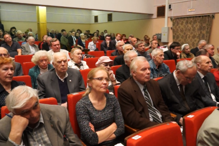«Люди за нас проголосуют, если мы будем правильно и грамотно работать». Г.А. Зюганов провел встречу с партийным активом Москвы