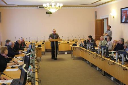 Ленин с нами! Круглый стол фракции КПРФ в Тюменской областной Думе