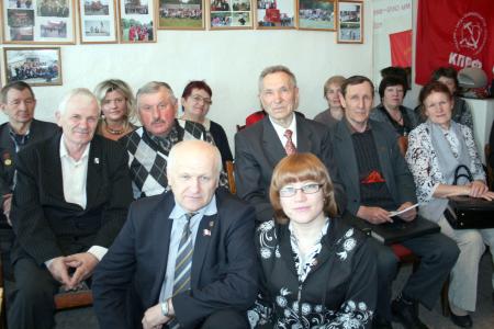 Алтайские коммунисты провели семинары партактива в Целинном и Солтонском районах 
