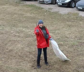 Новгородские коммунисты провели субботник