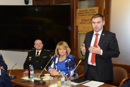 Курсанты-нахимовцы побывали в гостях во фракции КПРФ