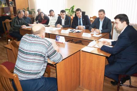 О.А. Лебедев провел прием избирателей в Чернском районе Тульской области