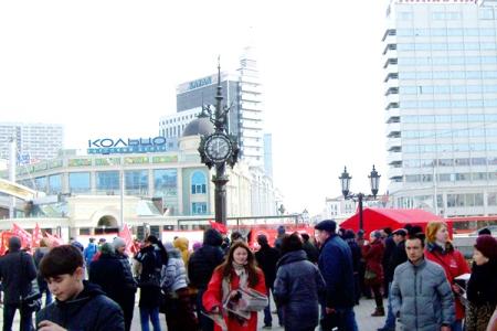 Казань. Коммунисты провели митинг против повышения оплаты за детский сад, в защиту обманутых дольщиков и трудовых прав работников авиакомпании «Татарстан»