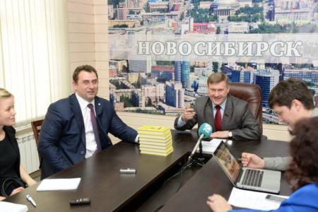 Пресс-конференция кандидата на пост мэра Новосибирска от объединенной оппозиции А.Е. Локотя